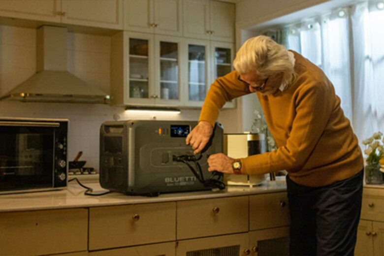 Une station d’alimentation électrique portable, modulaire.