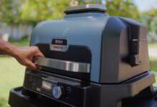 Le barbecue électrique Ninja Woodfire.