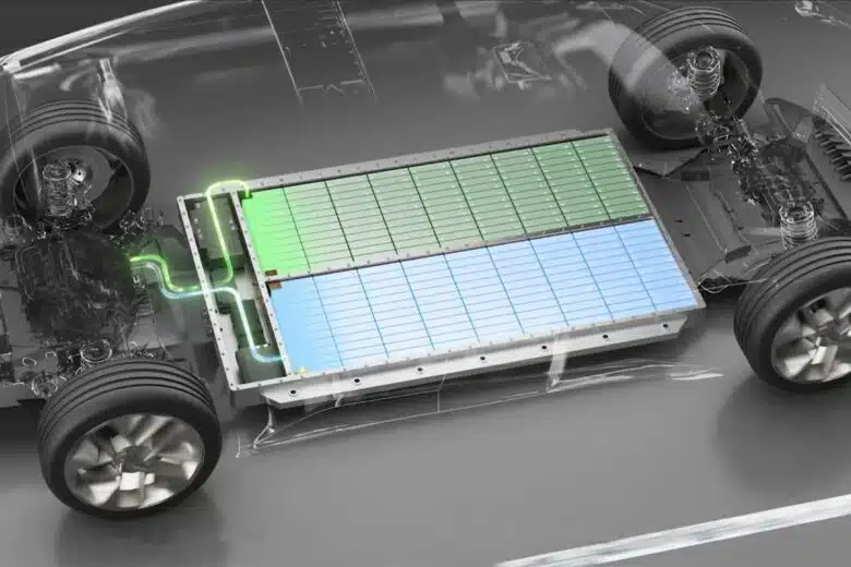 Des batteries avec deux chimies différentes.