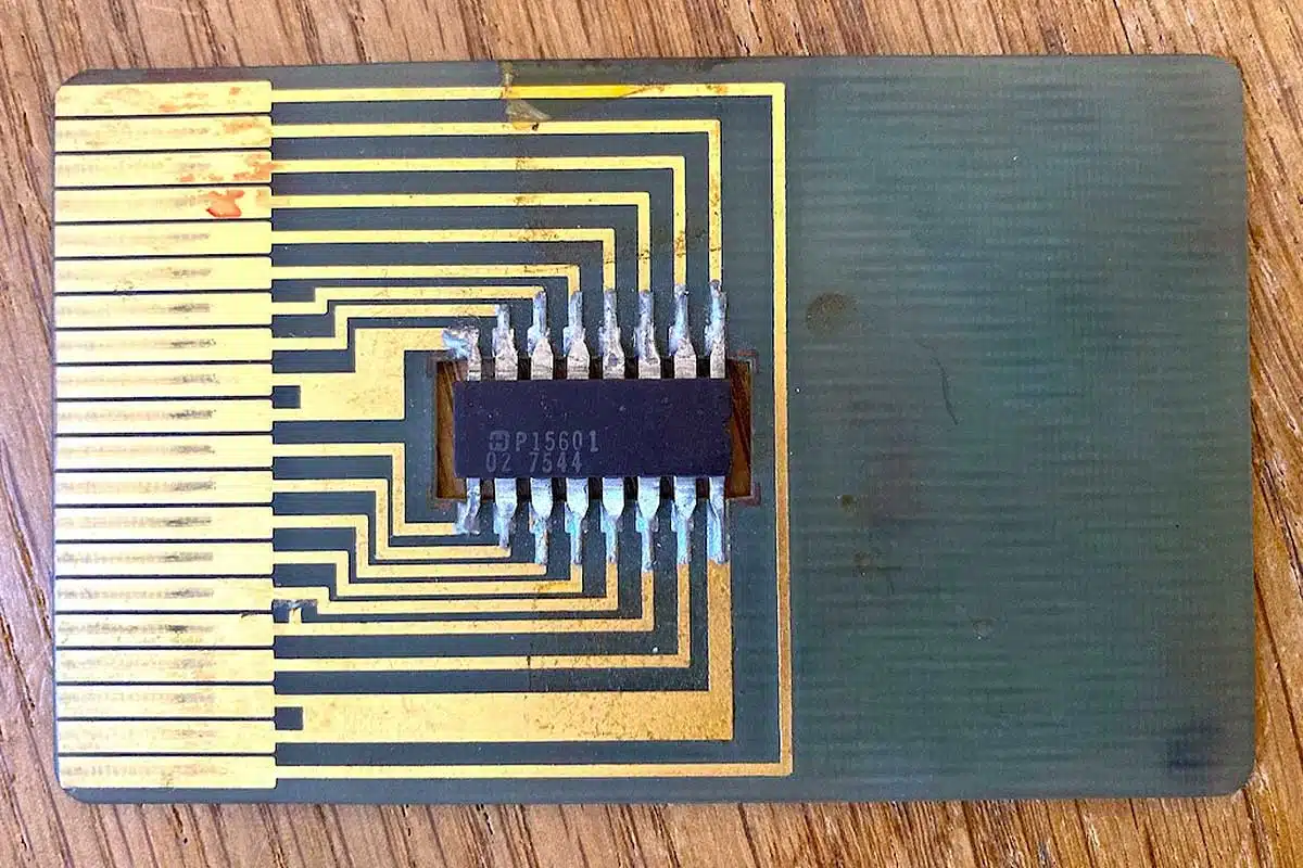 Une toute première carte à puce.