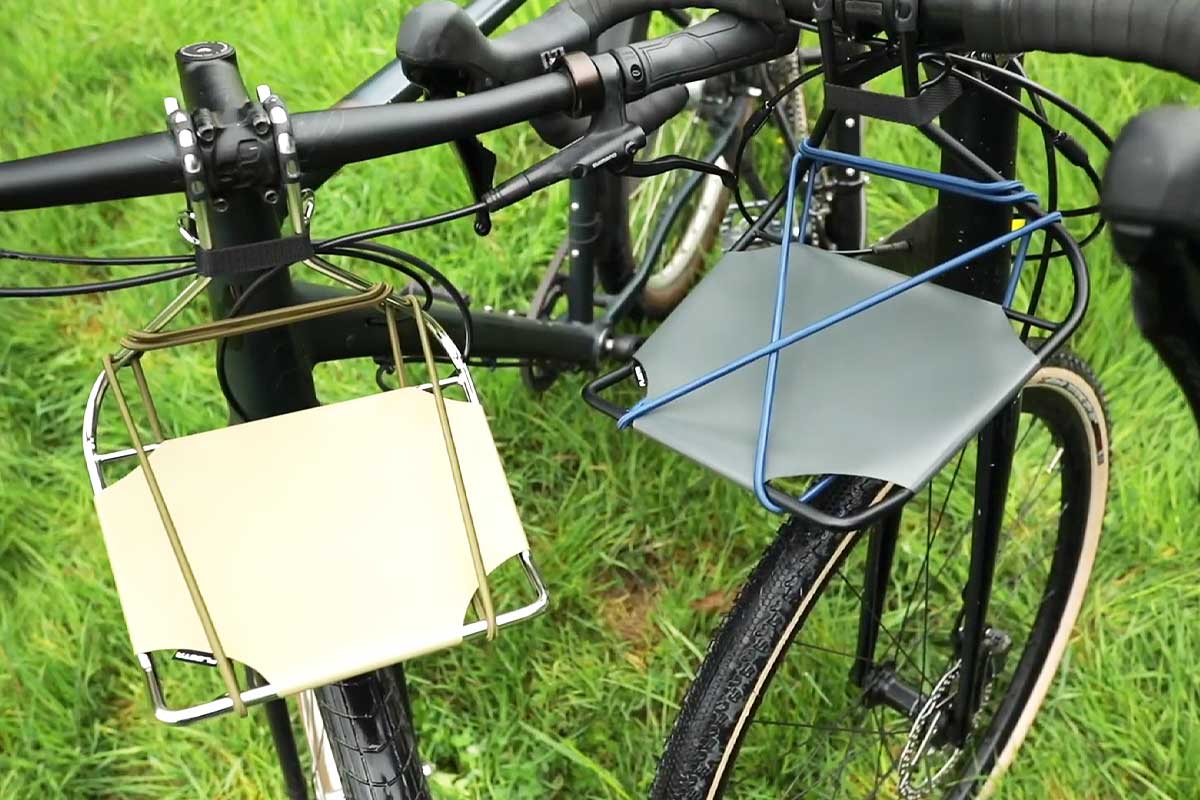 Le porte-bagage CargoMate sur deux vélos.