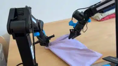 Un robot capable de plier le linge.