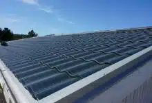 Hanergy propose des tuiles solaires ondulées.