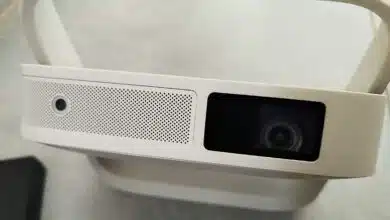 Présentation du mini vidéoprojecteur XGIMI Elfin Flip à moins de 400 euros.