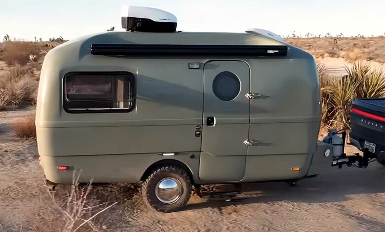 Une caravane au look rétro.