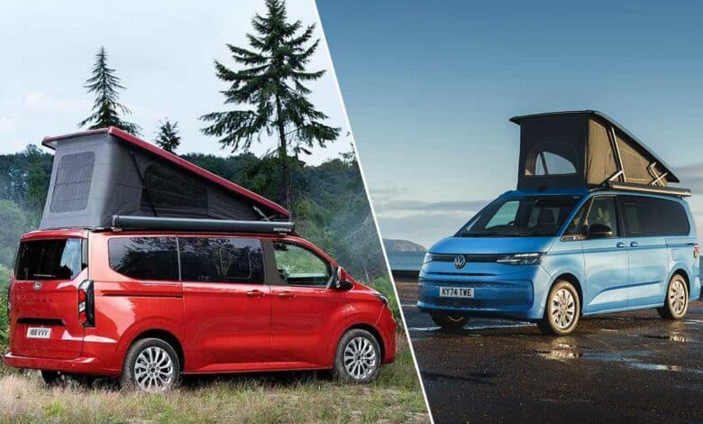 Deux vans aménagés, le Ford Nugget et le Volkswagen California.