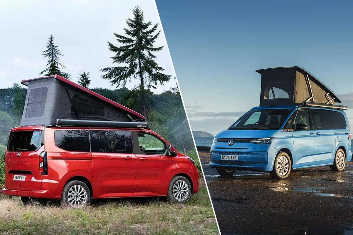 Deux vans aménagés, le Ford Nugget et le Volkswagen California.