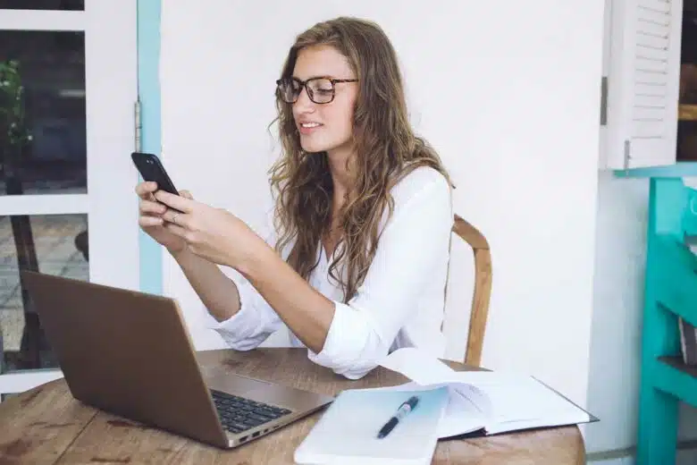 Du PDF au succès : comment la conversion de documents peut être utile à votre carrière et à vos études