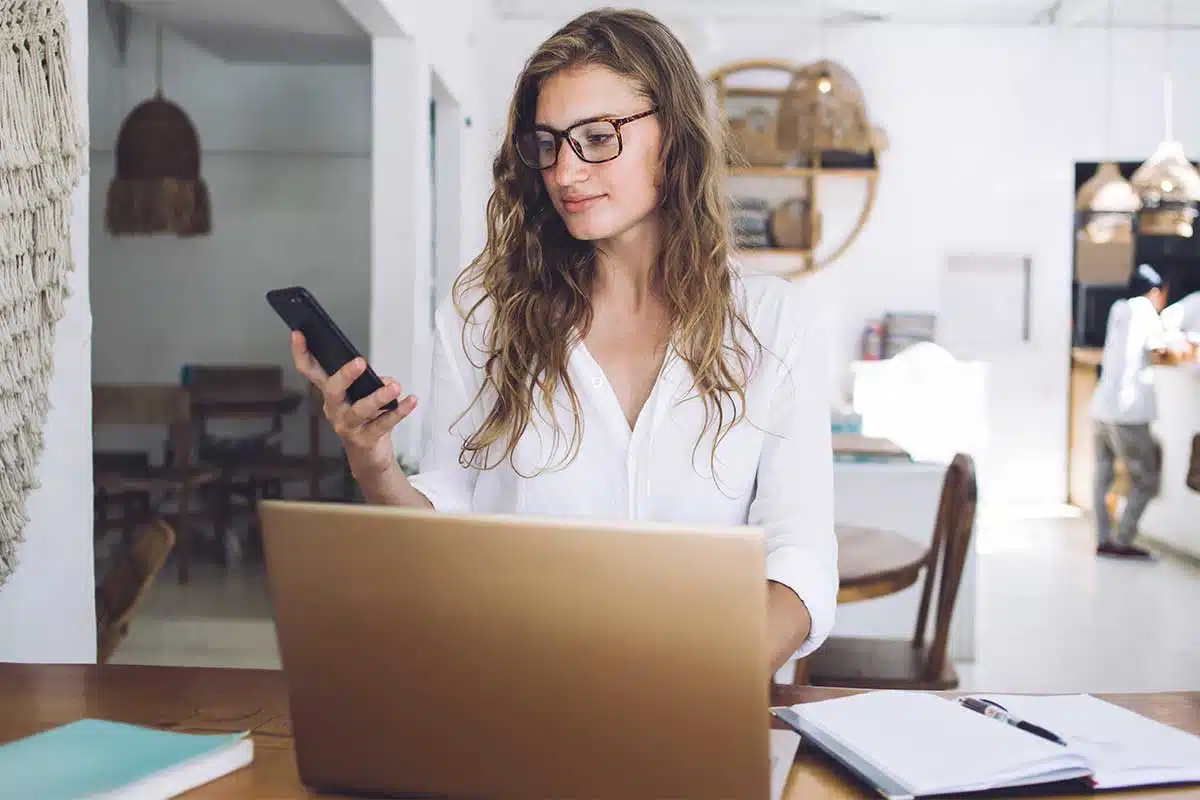 Du PDF au succès : comment la conversion de documents peut être utile à votre carrière et à vos études