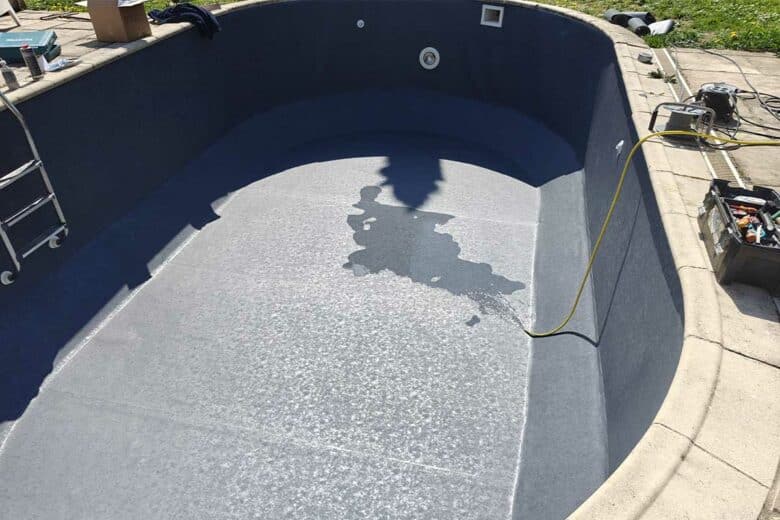 Le cout de remplissage de votre piscine dépend évidemment de son volume. Crédit photo : A. Bonazzi pour NeozOne