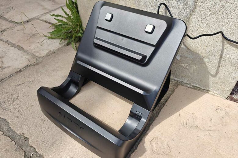 La station de recharge sans fil.