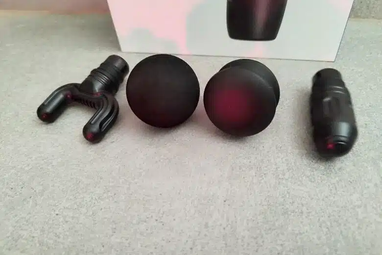 Chaque tête du Bob and Brad M7 Plus est conçue pour une zone spécifique : trapèzes, lombaires, cervicales, ou jambes.