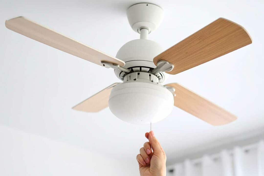 Avez-vous envisagé d'installer un ventilateur de plafond pour mieux supporter la chaleur ?