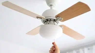 Avez-vous envisagé d'installer un ventilateur de plafond pour mieux supporter la chaleur ?