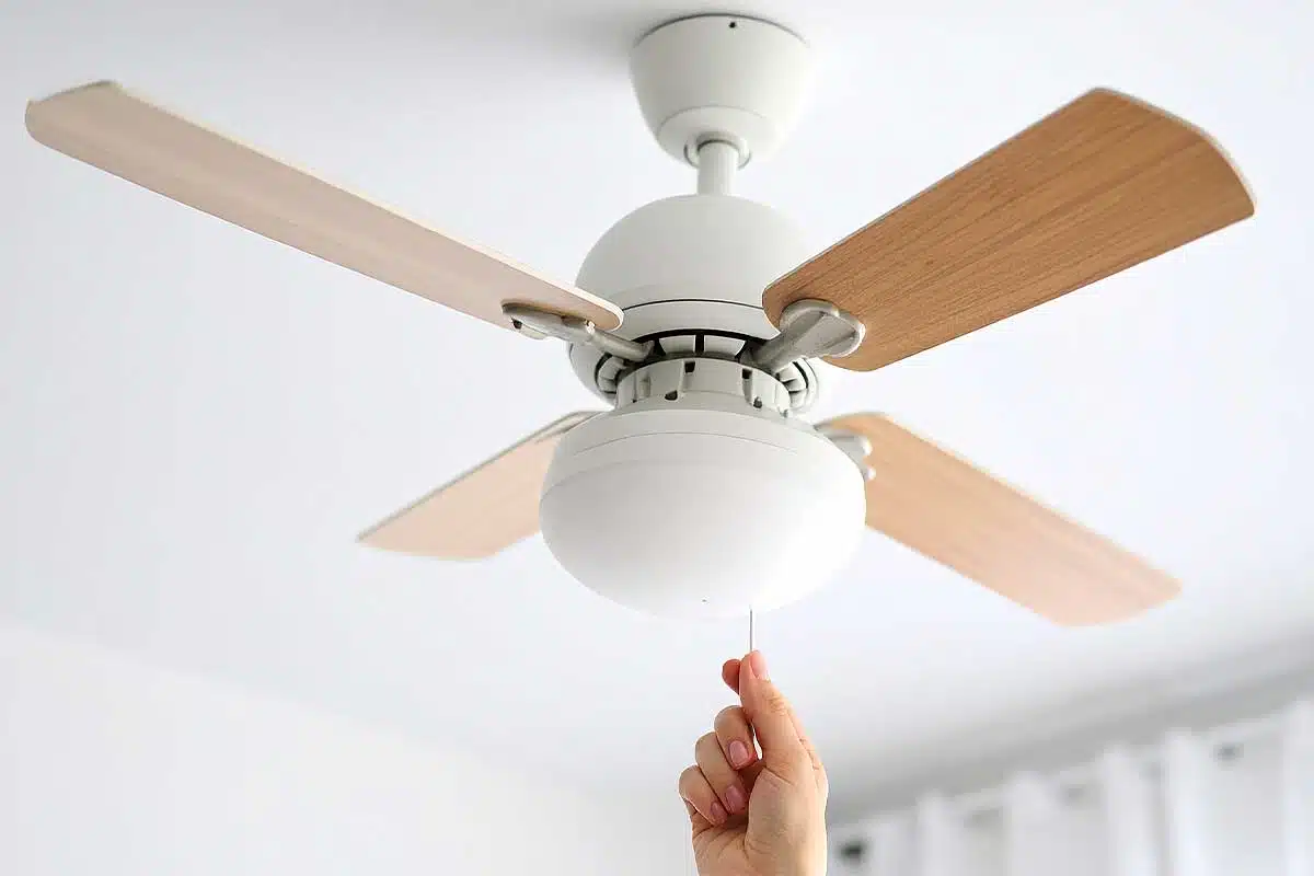 Avez-vous envisagé d'installer un ventilateur de plafond pour mieux supporter la chaleur ?