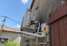 Une unité extérieure d'une climatisation.
