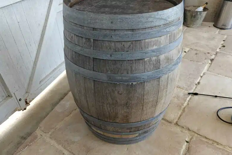 Un produit qui a donné un aspect bois flotté à mon tonneau.