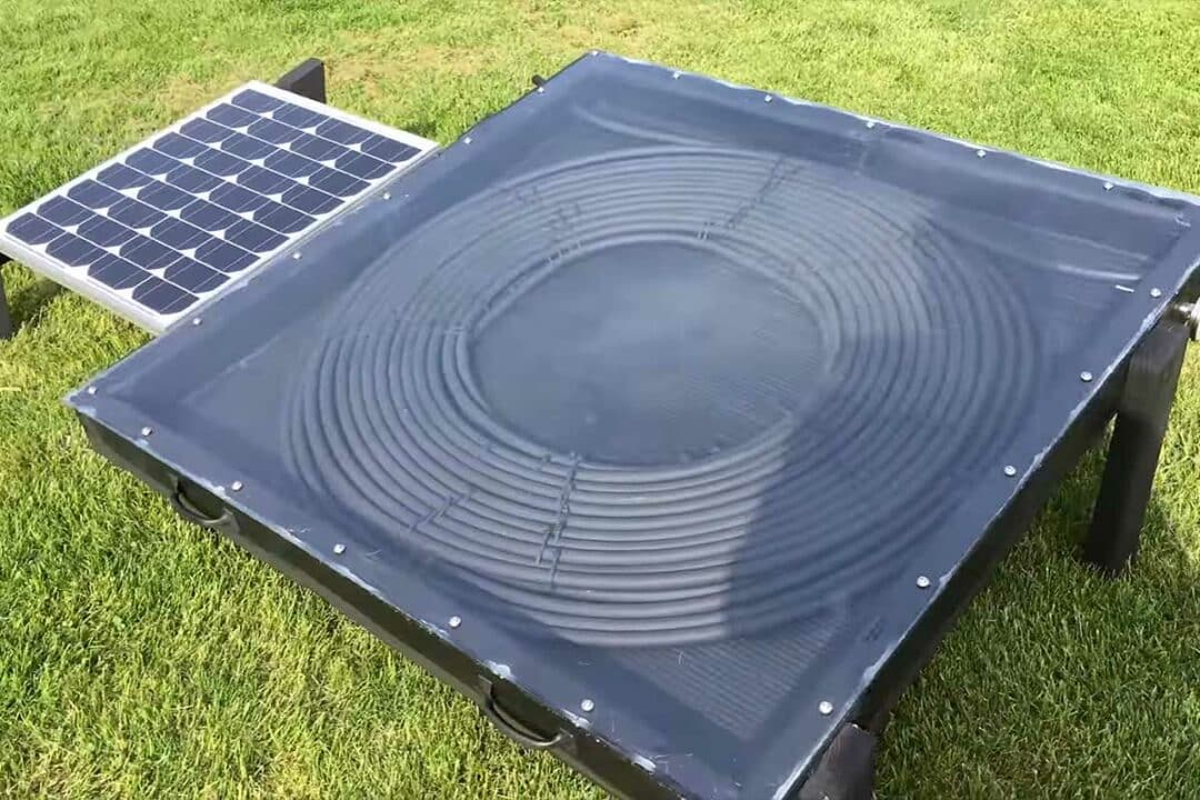 Il partage un tutoriel vidéo pour fabriquer un chauffe-eau-solaire. Crédit photo : Green Mountain DIY Guy (capture d'écran vidéo YouTube)