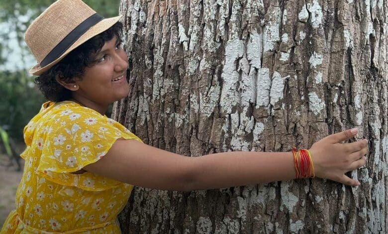 Cette jeune fille veut planter 10 millions d'arbres.