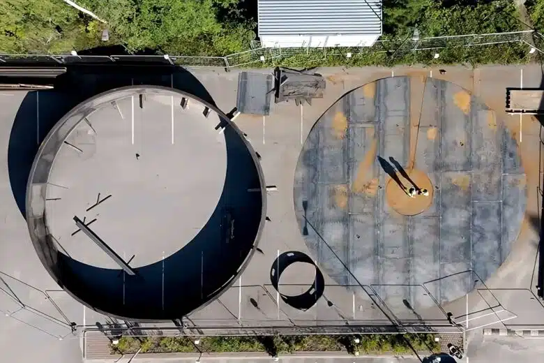 La construction de la batterie au sable.