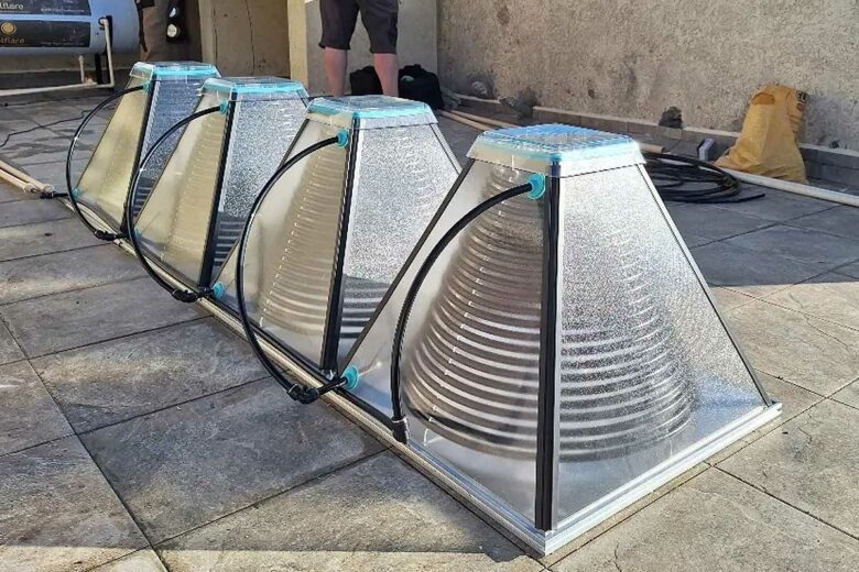 Des SolarisKit sur un rooftop au Kenya.