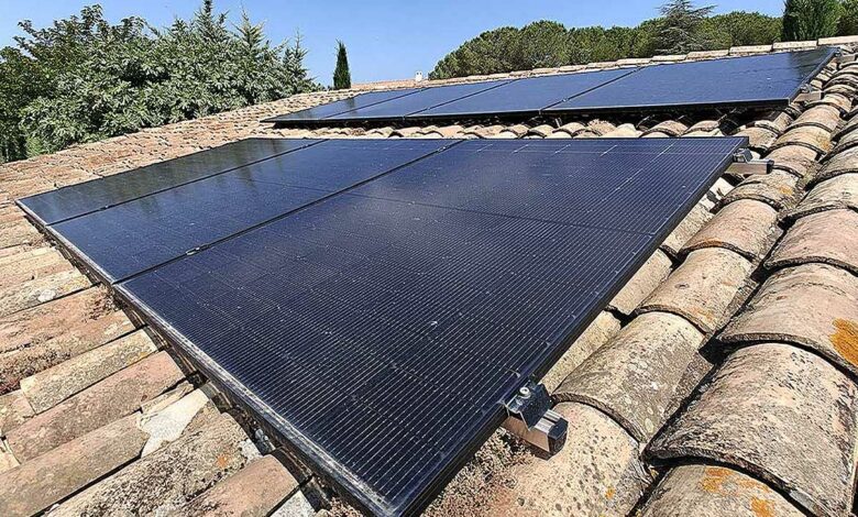 Lorsque la chaleur est trop importante, vos panneaux solaires perdent en performance, pour palier à cela, des chercheurs ont inventé un gel de refroidissement.