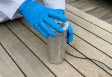 L'invention d'un dispositif spongieux capable de produire de l’eau potable à partir de l’air ambiant.