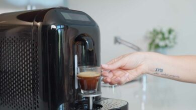 Une machine à café.