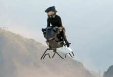Une moto volante.