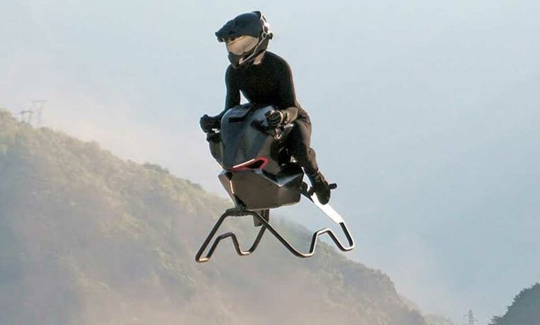 Une moto volante.