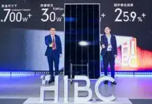 Longi a dévoilé un panneau solaire silicium lors du salon SNEC 2025 de Shangaï.