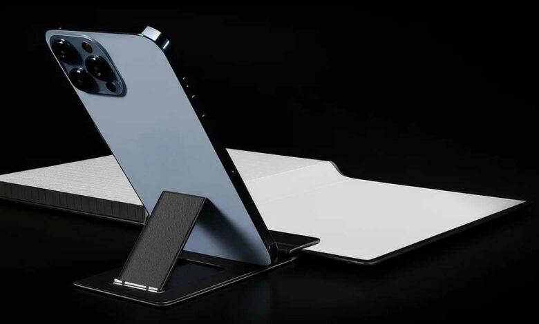 Un accessoire pour téléphone et cahier.