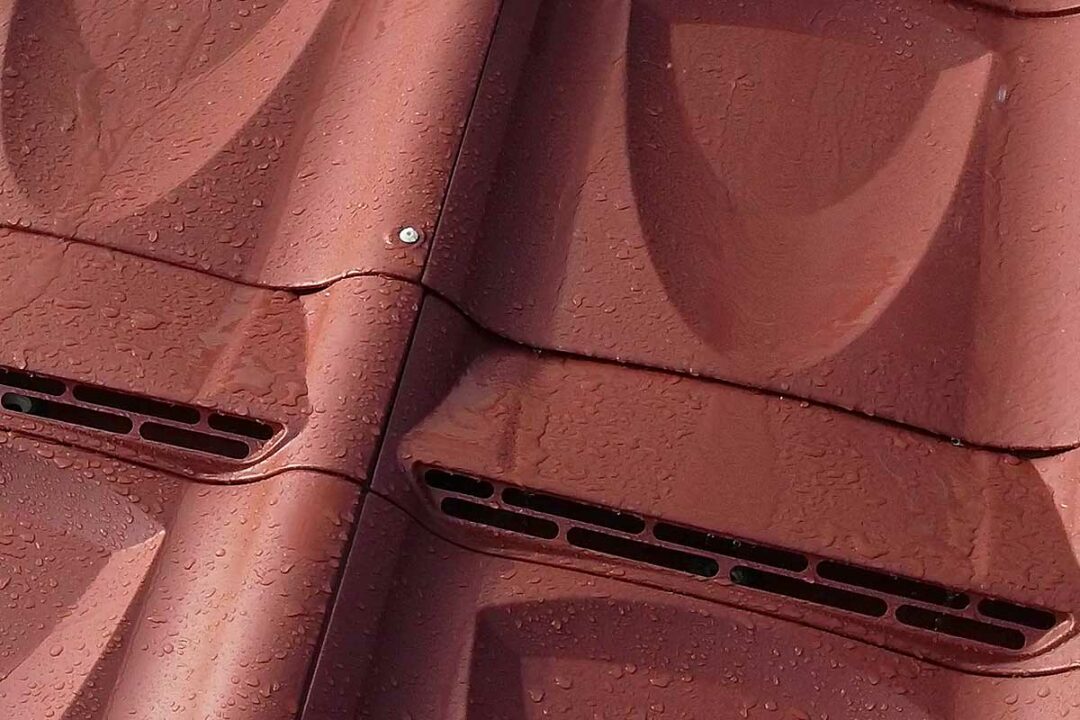 Des tuiles Cactite pour stocker l'eau de pluie.