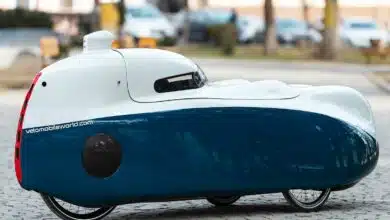 Un vélomobile entièrement caréné.