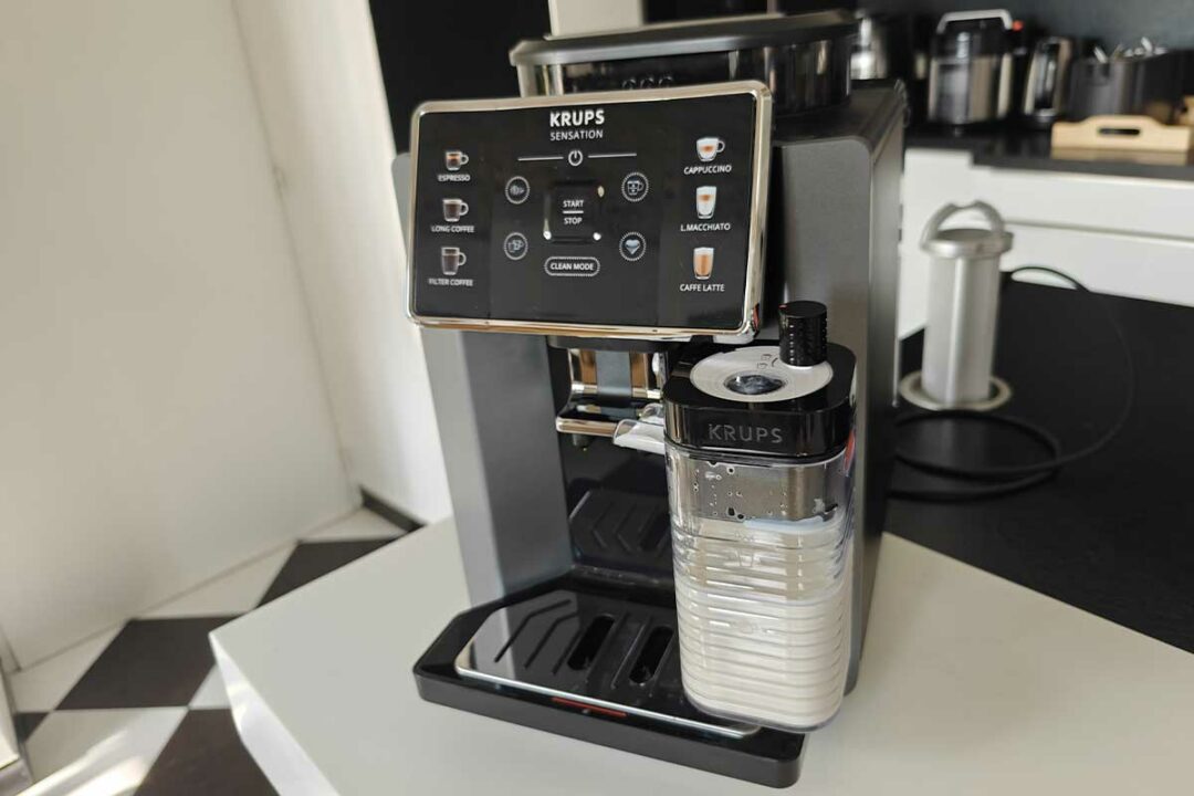 KRUPS Sensation Lait, Machine à café grains, machine expresso, 6 boissons