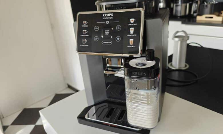 KRUPS Sensation Lait, Machine à café grains, machine expresso, 6 boissons