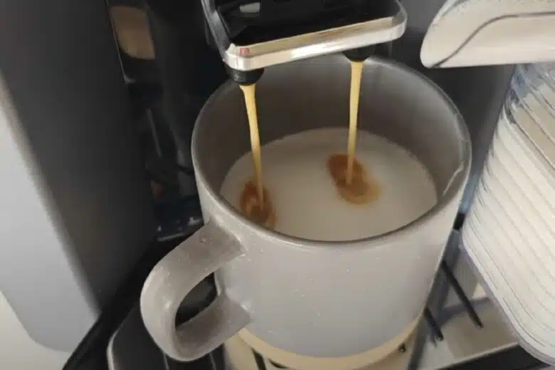 Le premier Cappuccino.