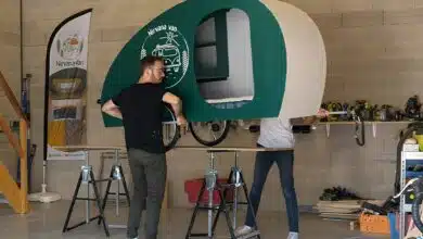 Une caravane tractable à vélo ultra-légère.