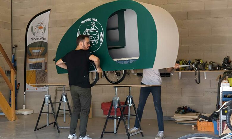 Une caravane tractable à vélo ultra-légère.