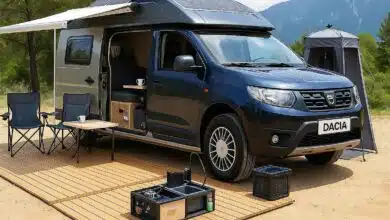 Un Dacia Sandman en configuration étape.