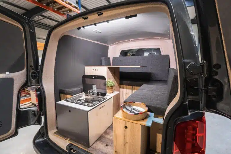 Des kits d'aménagements avec tout le confort nécessaire.