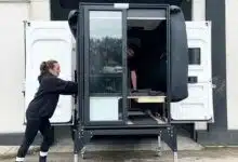 Un aménagement rapide à base de cubes pré équipés qui s'installent et se désinstallent en quelques instants.