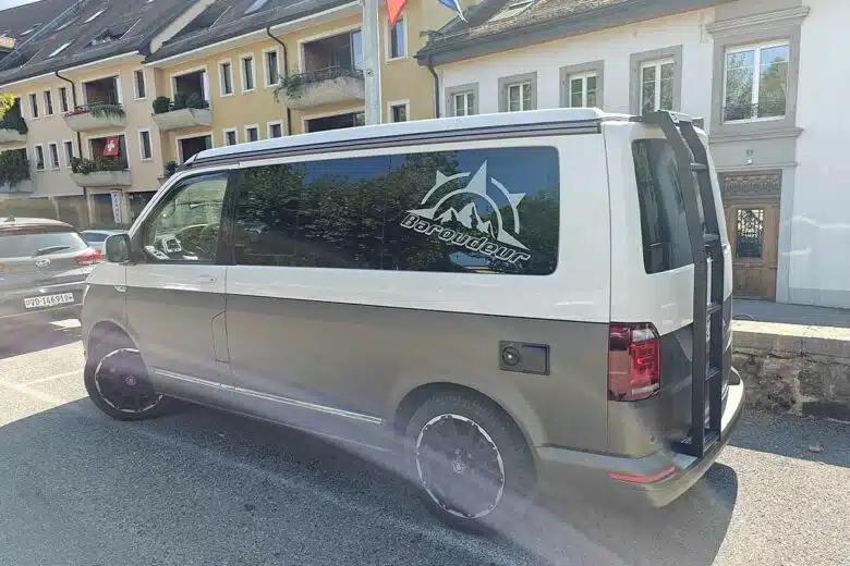 Un Volkswagen Explorer.