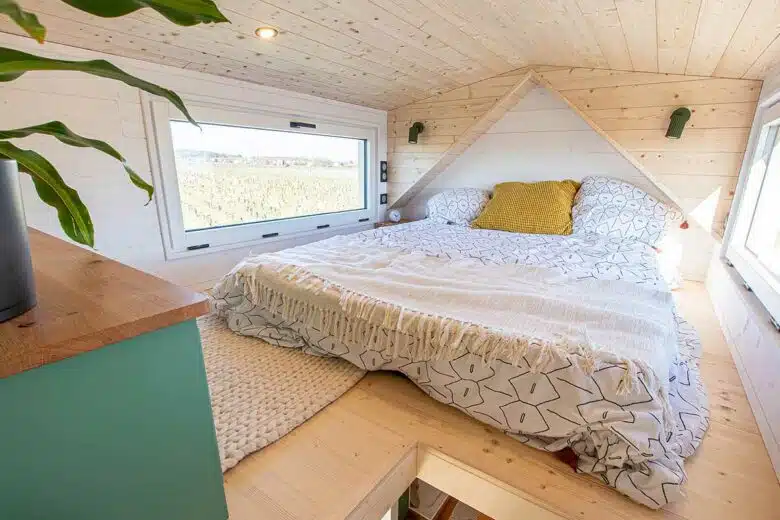 Le coin couchage sur mezzanine.