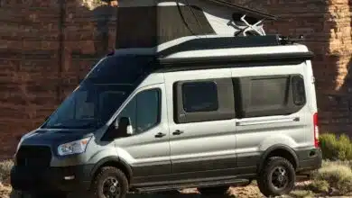 Grand Design propose une version luxe du van aménagé avec son Lineage VT.