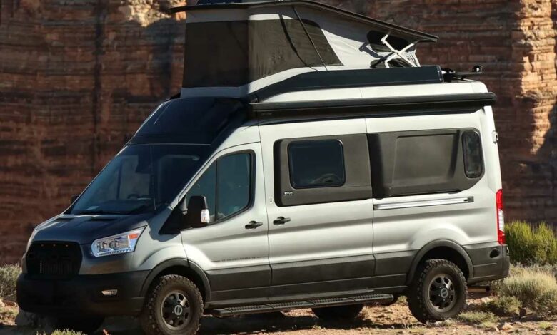 Grand Design propose une version luxe du van aménagé avec son Lineage VT.