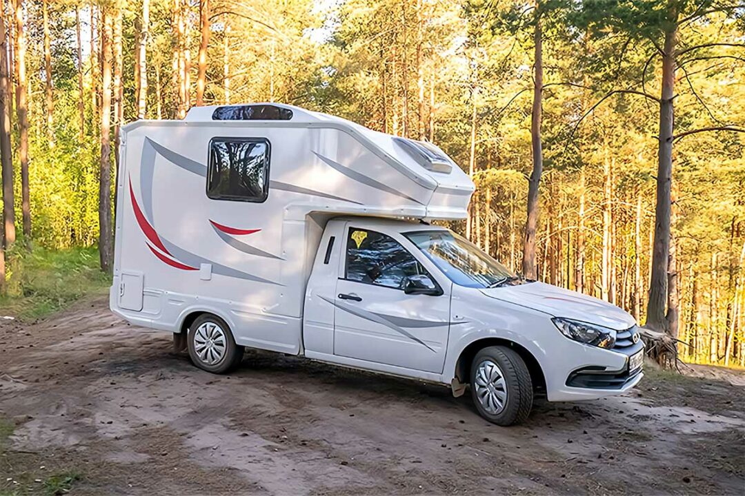 Le camping car Lada Granta.
