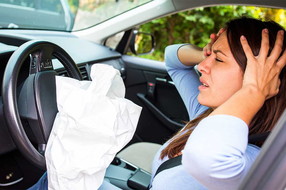 Une campagne de rappel et des immobilisations de véhicules sont en cours suite à des problèmes avec des airbags défectueux de la marque Takata pouvant causer de grave lésions voir des décès.