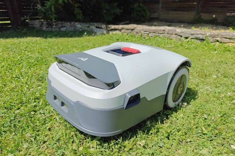 Un excellent robot tondeuse.