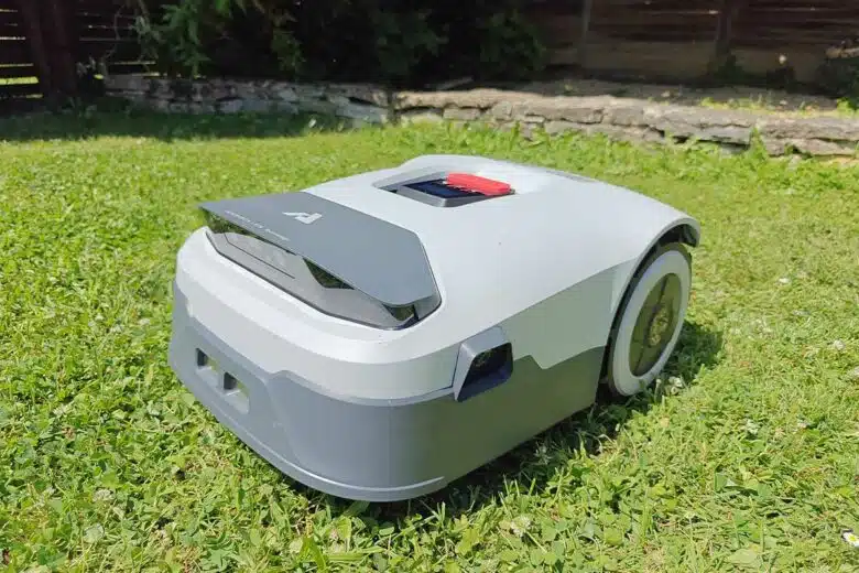 Un excellent robot tondeuse.